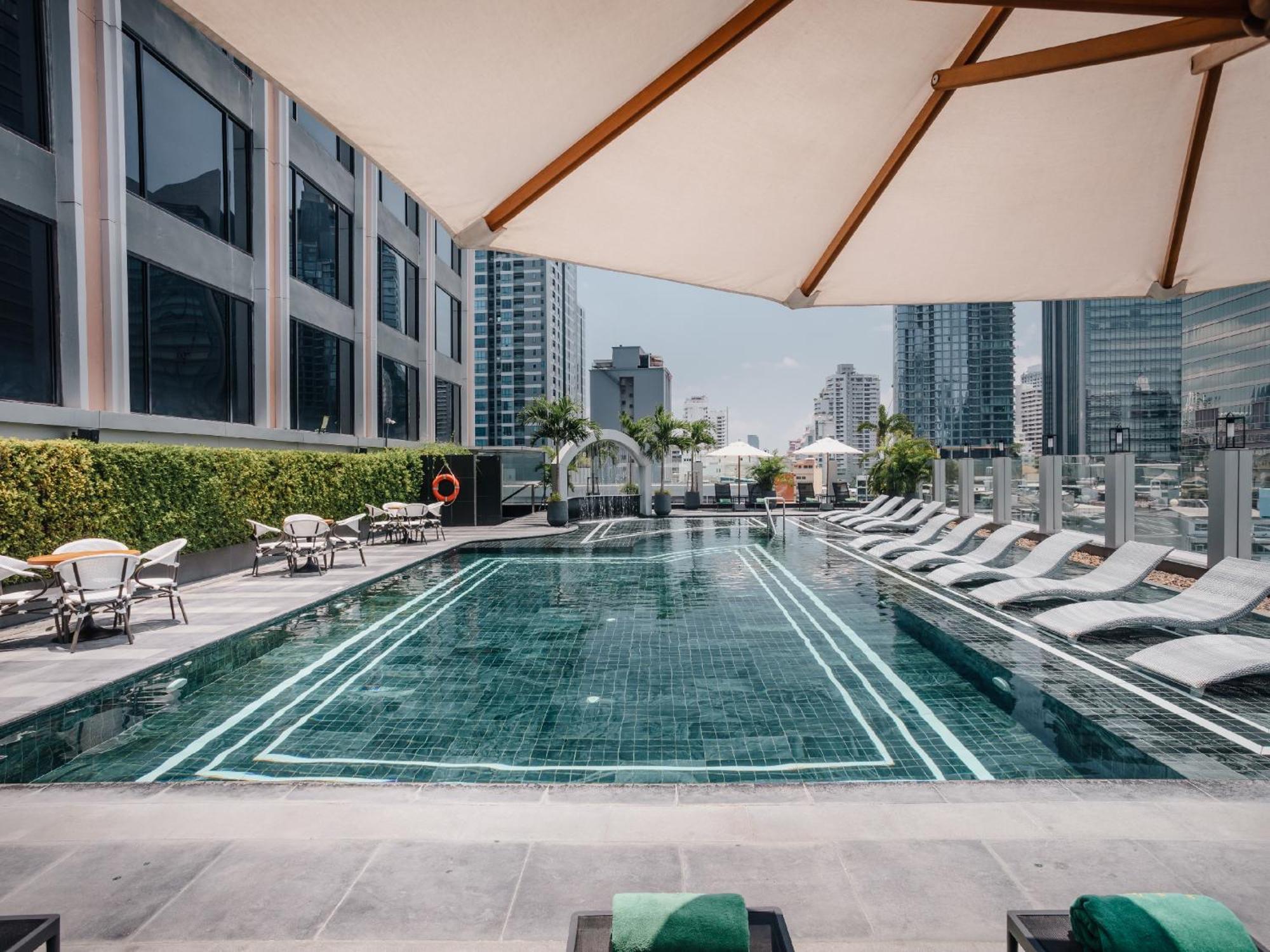 โรงแรม Aira Sukhumvit 11 4*